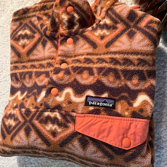 R a r e Patagonia Synchilla in Mangrove Henna Brown - Picture 2 of 10